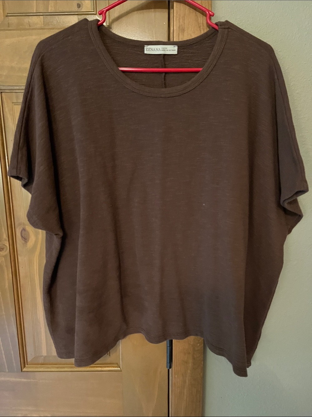 Zenana Outfitters Brown Relaxed Short Sleeve Tee